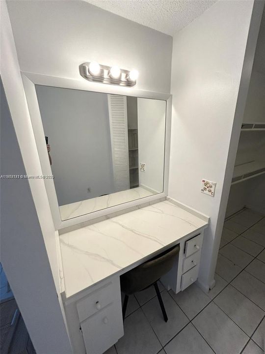 Recientemente alquilado: $1,550 (1 camas, 1 baños, 696 Pies cuadrados)