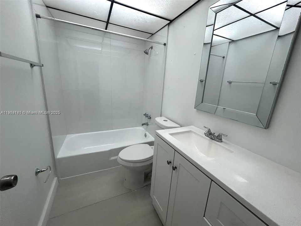 Recientemente alquilado: $1,550 (1 camas, 1 baños, 696 Pies cuadrados)