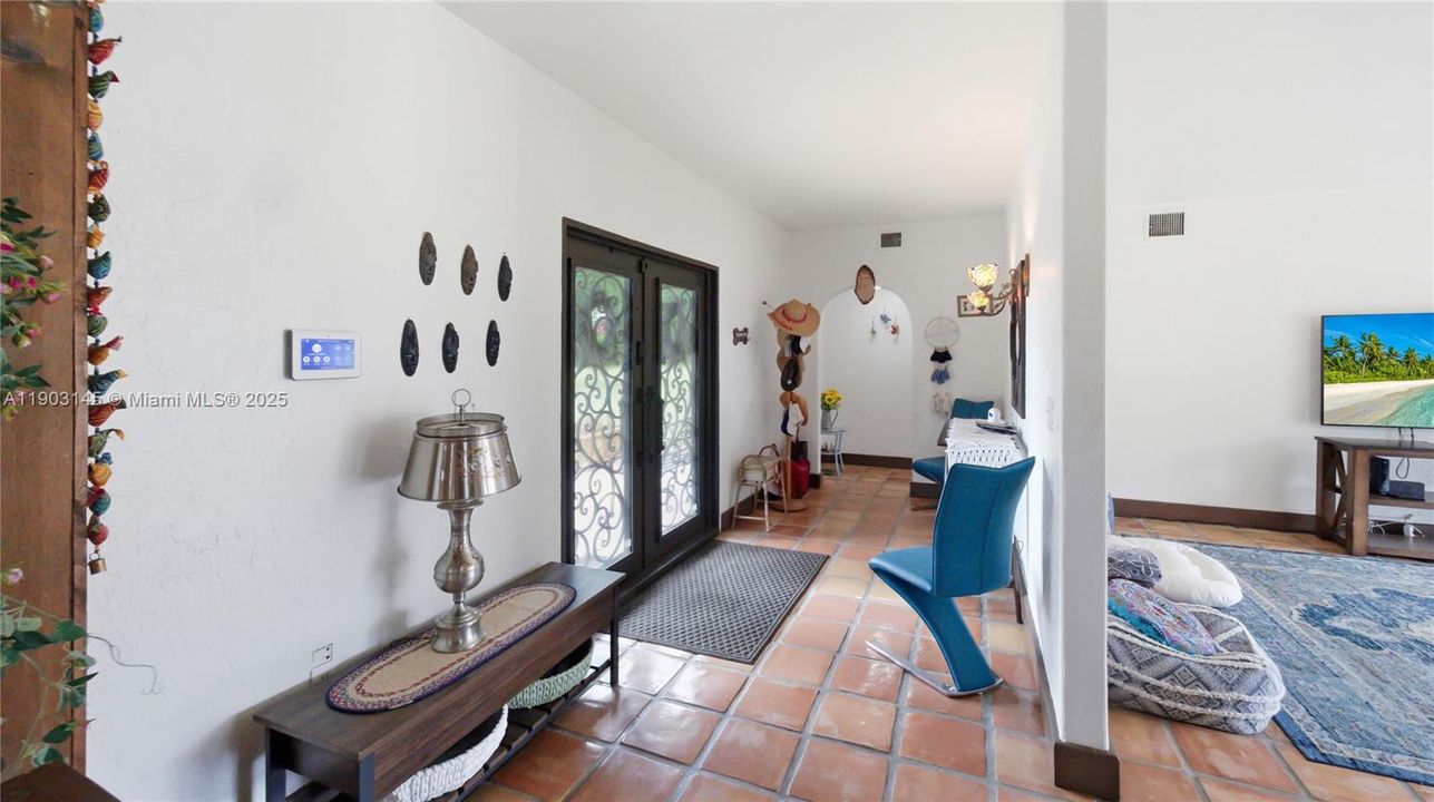 На продажу: $1,700,000 (5 спален, 4 ванн, 3224 Квадратных фут)