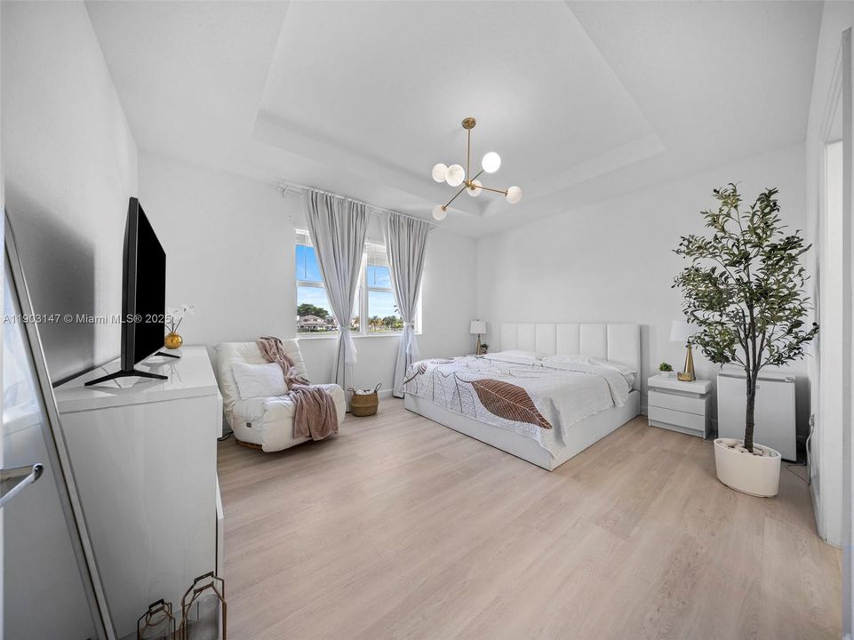 For Rent: $4,200 (3 beds, 2 baths, 2024 Square Feet)