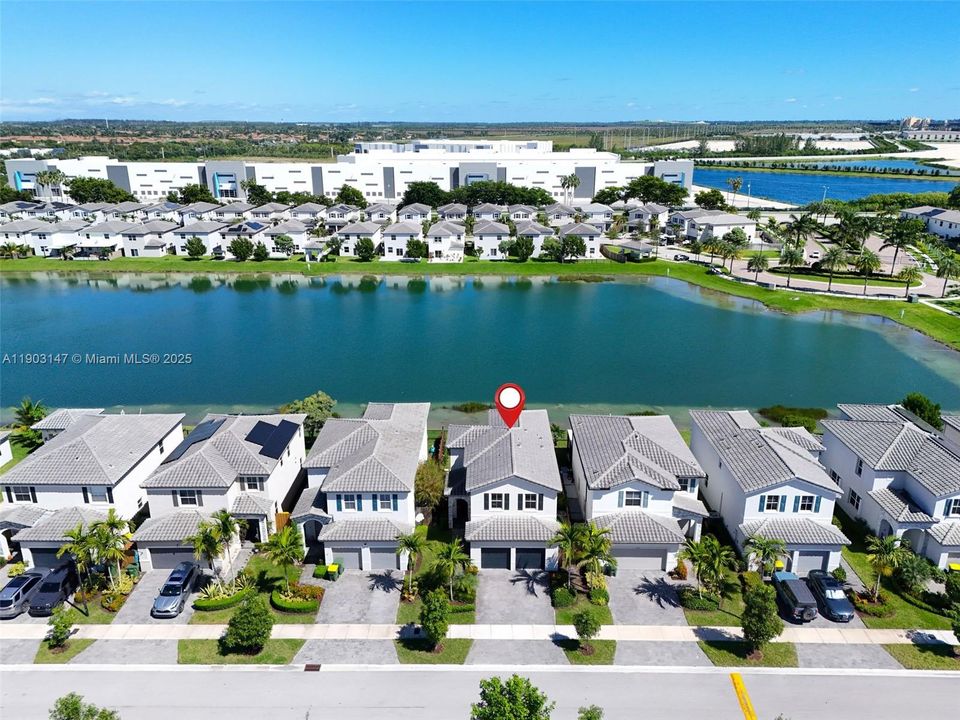 For Rent: $4,200 (3 beds, 2 baths, 2024 Square Feet)