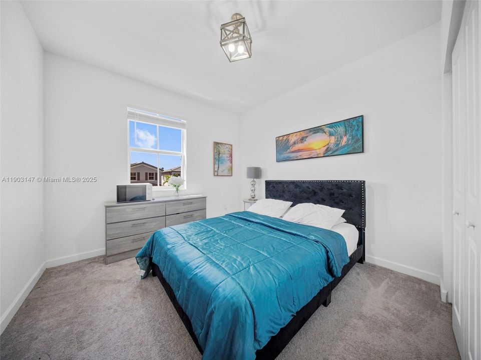 For Rent: $4,200 (3 beds, 2 baths, 2024 Square Feet)