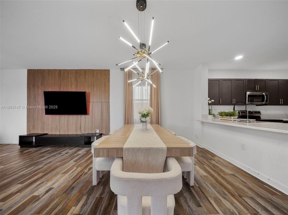 For Rent: $4,200 (3 beds, 2 baths, 2024 Square Feet)