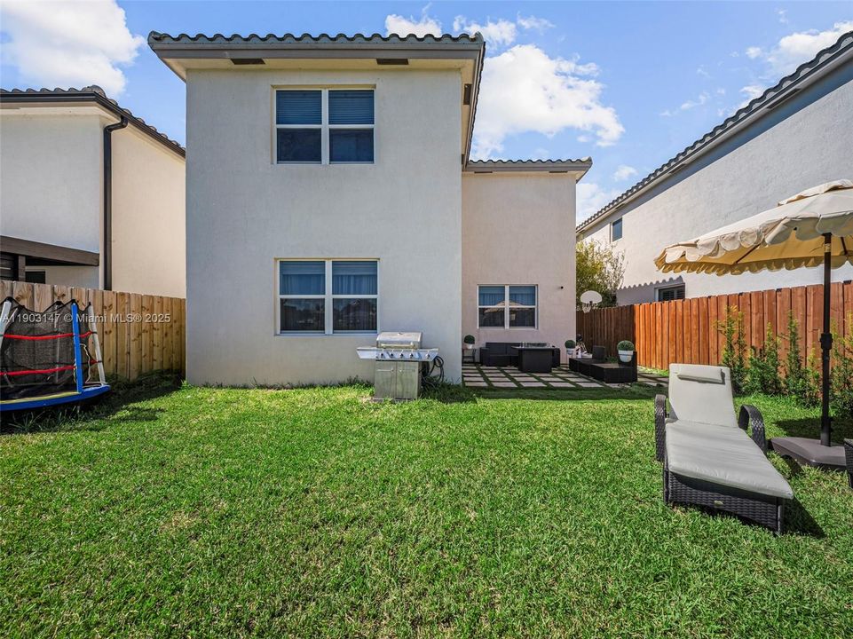 For Rent: $4,200 (3 beds, 2 baths, 2024 Square Feet)