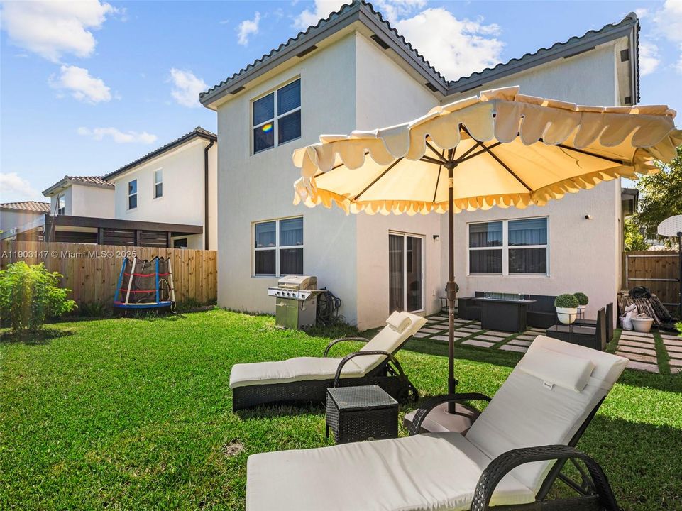 For Rent: $4,200 (3 beds, 2 baths, 2024 Square Feet)