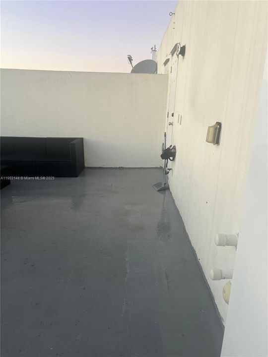 For Sale: $400,000 (4 beds, 3 baths, 1434 Square Feet)