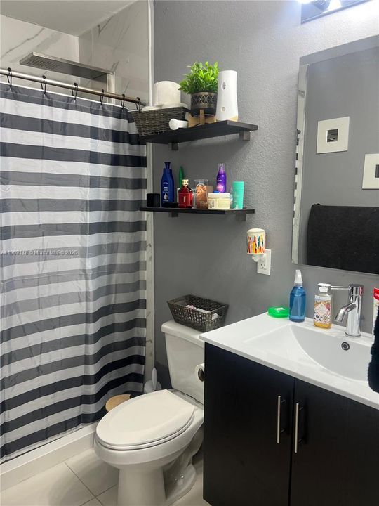 For Sale: $400,000 (4 beds, 3 baths, 1434 Square Feet)