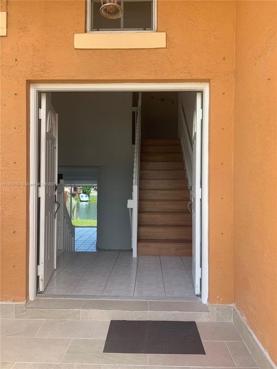 For Rent: $3,600 (3 beds, 2 baths, 2251 Square Feet)