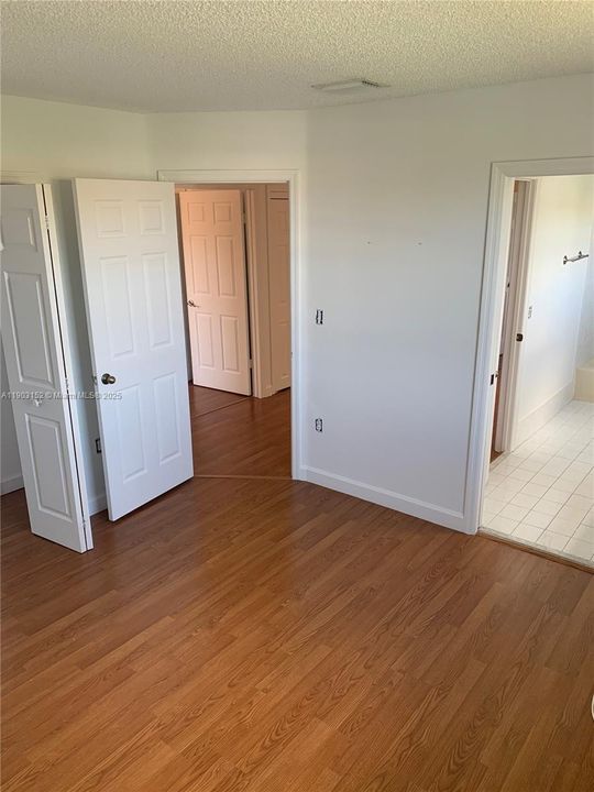 For Rent: $3,600 (3 beds, 2 baths, 2251 Square Feet)