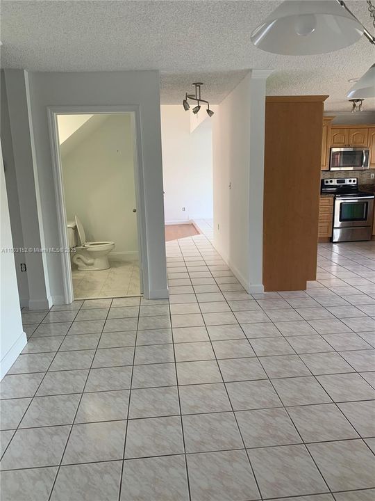 For Rent: $3,600 (3 beds, 2 baths, 2251 Square Feet)