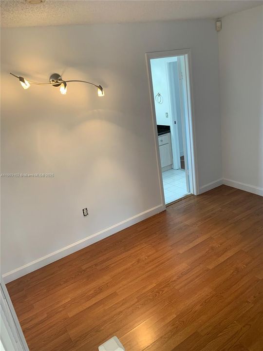 For Rent: $3,600 (3 beds, 2 baths, 2251 Square Feet)