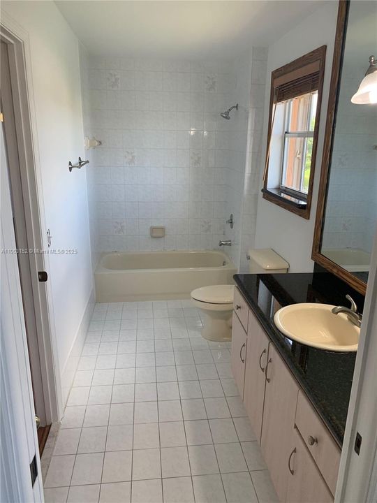 For Rent: $3,600 (3 beds, 2 baths, 2251 Square Feet)