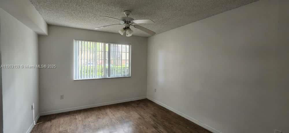 Recently Rented: $1,600 (1 beds, 1 baths, 746 Square Feet)