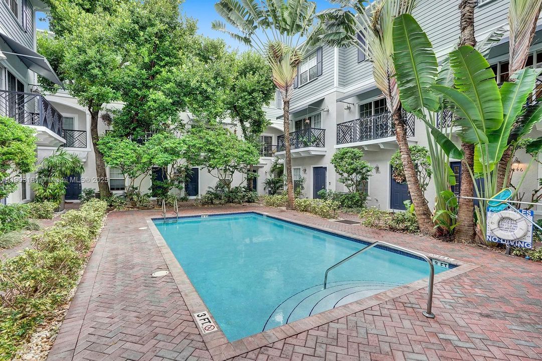 For Rent: $3,300 (2 beds, 2 baths, 1692 Square Feet)