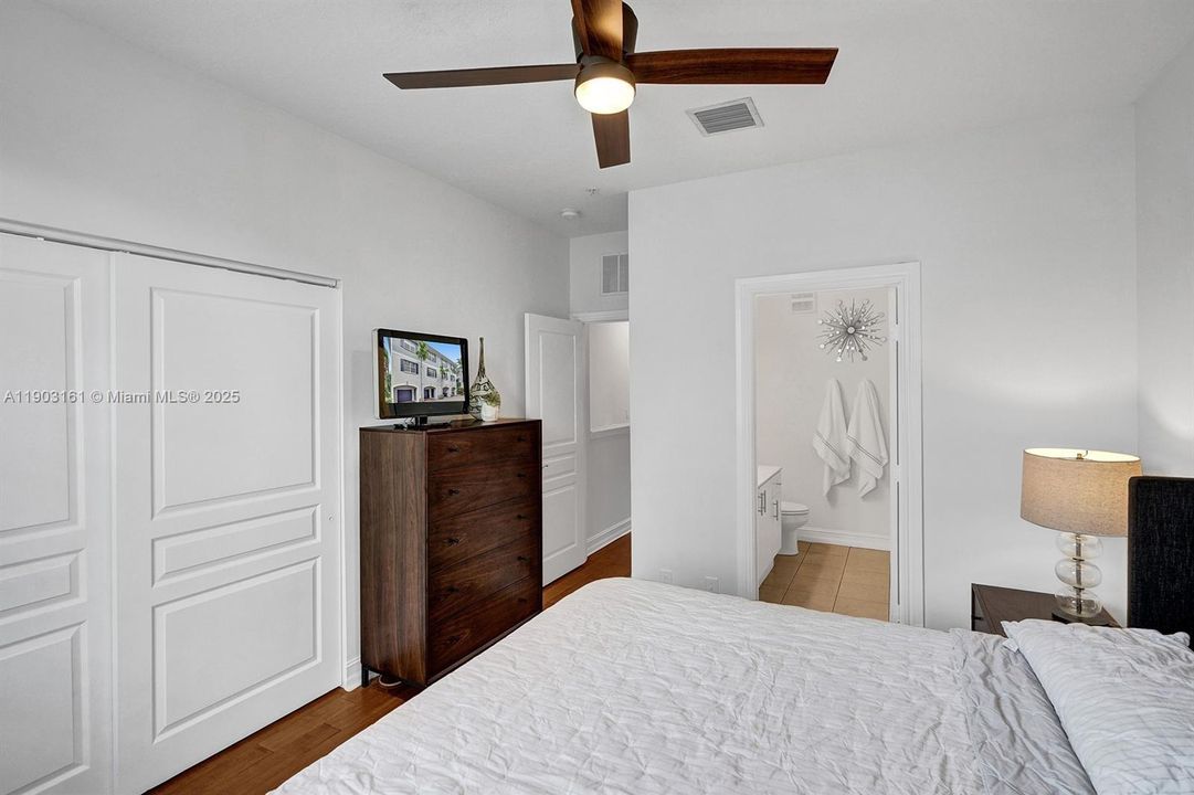 For Rent: $3,300 (2 beds, 2 baths, 1692 Square Feet)