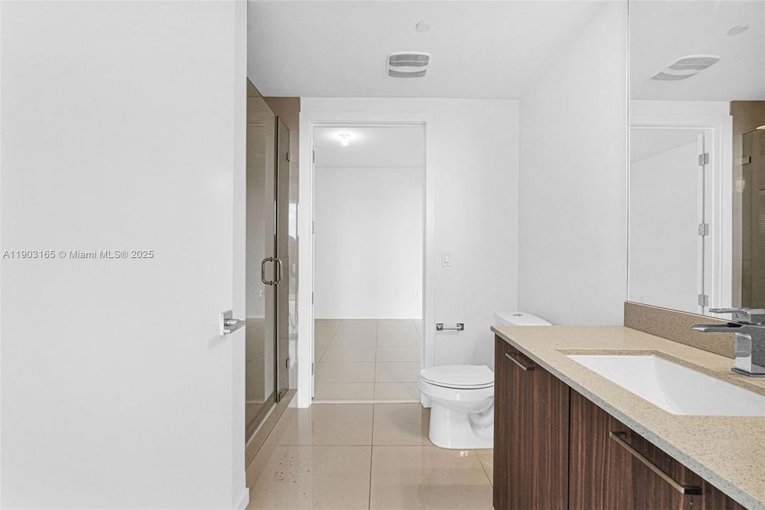 Activo con contrato: $529,999 (2 camas, 2 baños, 1063 Pies cuadrados)