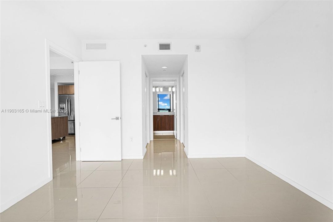 Activo con contrato: $529,999 (2 camas, 2 baños, 1063 Pies cuadrados)