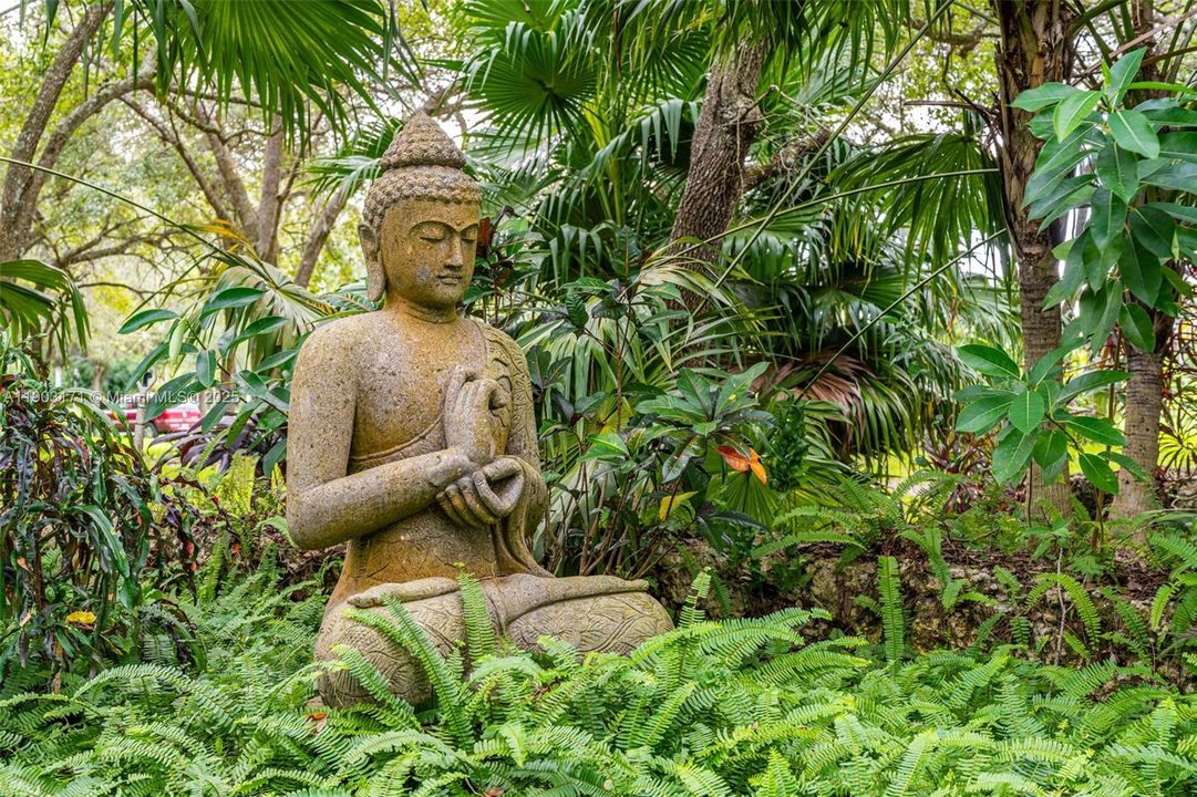 待售: $17,499,999 (3 贝兹, 3 浴室, 2564 平方英尺)