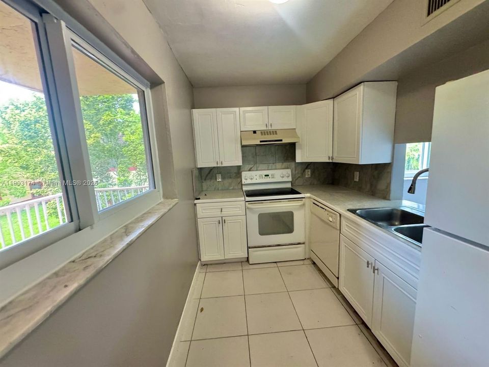 For Rent: $1,950 (2 beds, 2 baths, 0 Square Feet)