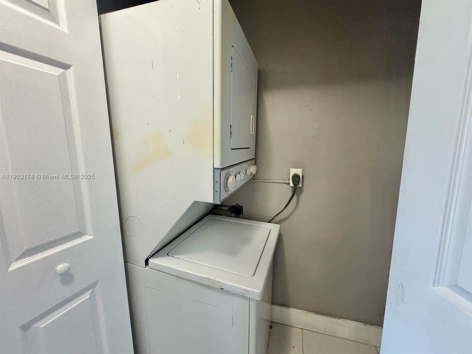 For Rent: $1,950 (2 beds, 2 baths, 0 Square Feet)