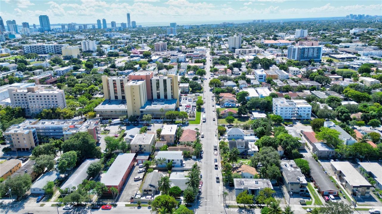 For Sale: $800,000 (0.11 acres)