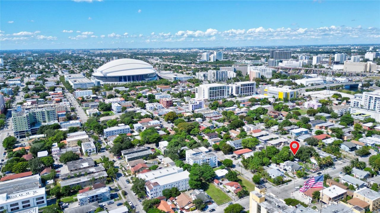 For Sale: $800,000 (0.11 acres)