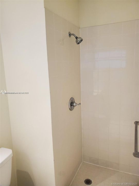 最近租的: $4,000 (4 贝兹, 2 浴室, 1118 平方英尺)