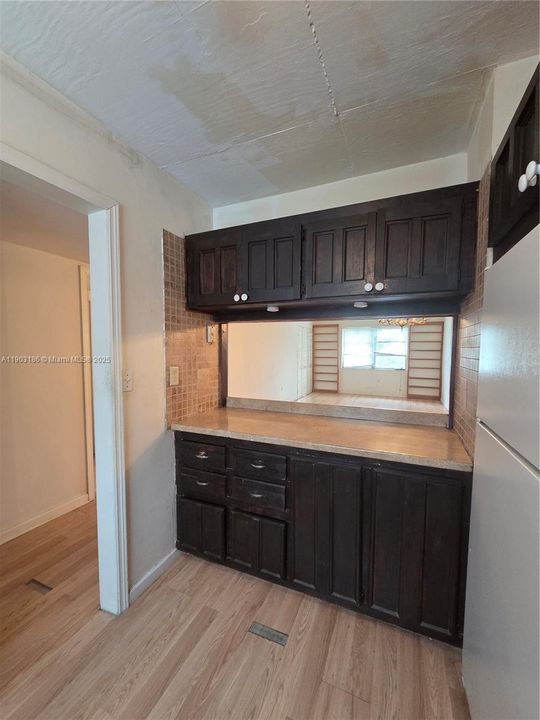 Vendido Recientemente: $115,000 (1 camas, 1 baños, 800 Pies cuadrados)