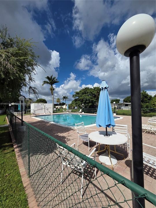 Vendido Recientemente: $115,000 (1 camas, 1 baños, 800 Pies cuadrados)