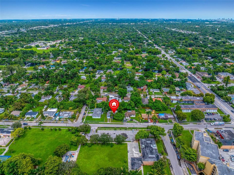 Active With Contract: $325,000 (3 beds, 2 baths, 1354 Square Feet)