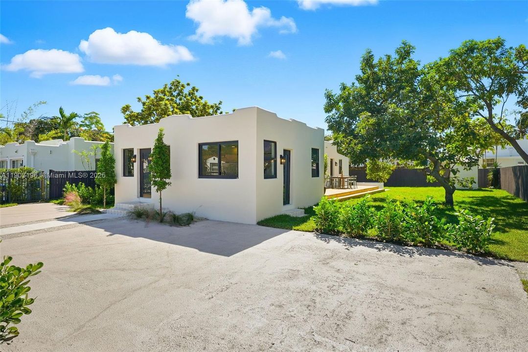 For Sale: $1,250,000 (4 beds, 3 baths, 0 Square Feet)