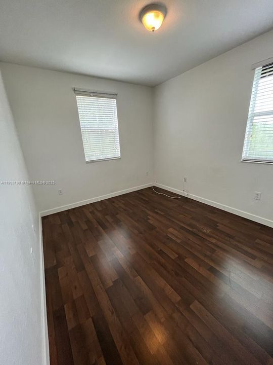 For Rent: $3,400 (3 beds, 2 baths, 1511 Square Feet)