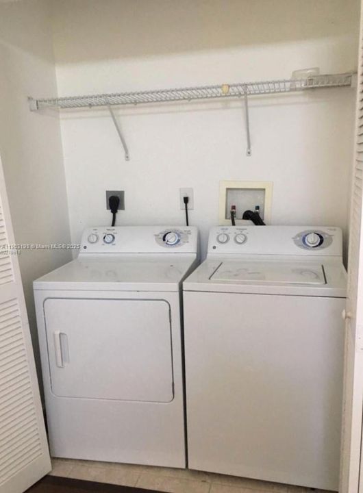 For Rent: $3,400 (3 beds, 2 baths, 1511 Square Feet)