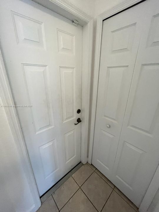 For Rent: $3,400 (3 beds, 2 baths, 1511 Square Feet)