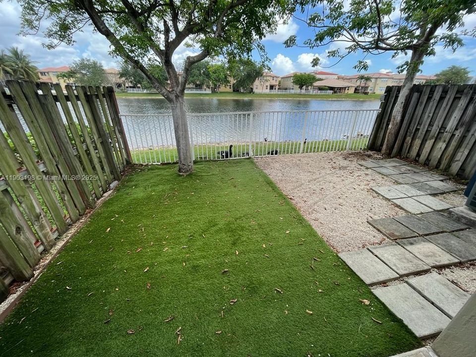 For Rent: $3,400 (3 beds, 2 baths, 1511 Square Feet)