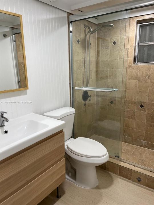 Recently Rented: $2,500 (2 beds, 2 baths, 1684 Square Feet)