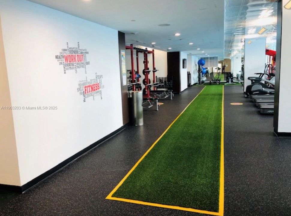 最近租的: $10,000 (3 贝兹, 3 浴室, 3082 平方英尺)