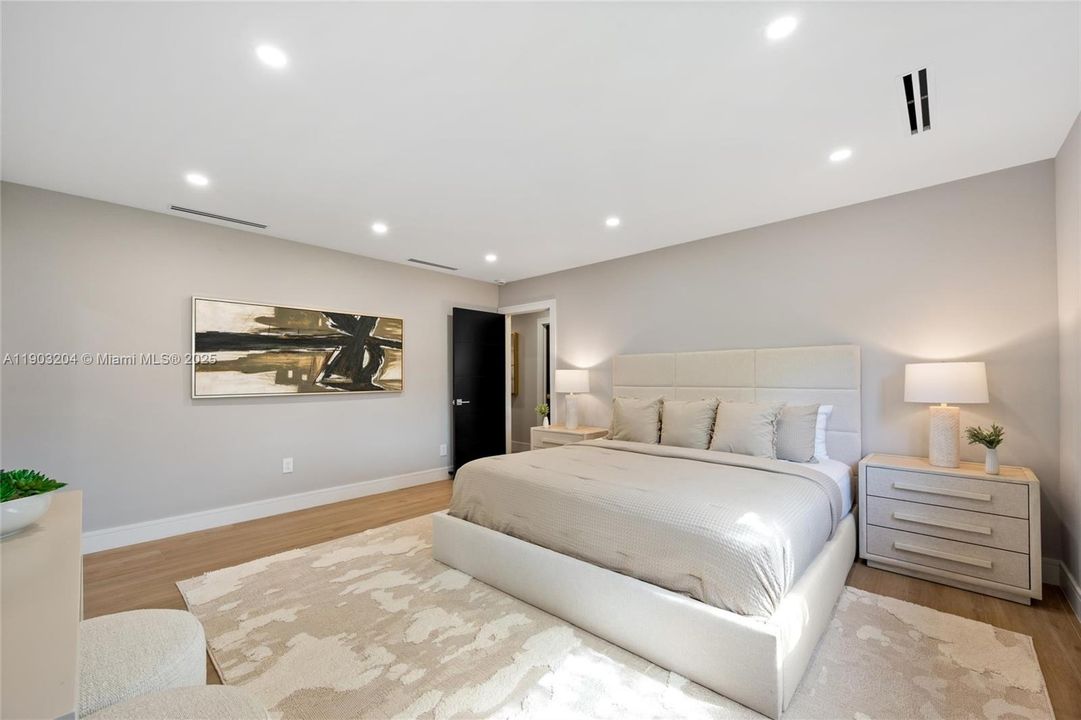 For Sale: $1,999,999 (4 beds, 3 baths, 2695 Square Feet)