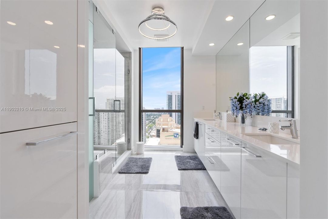 待售: $2,199,000 (3 贝兹, 2 浴室, 2191 平方英尺)