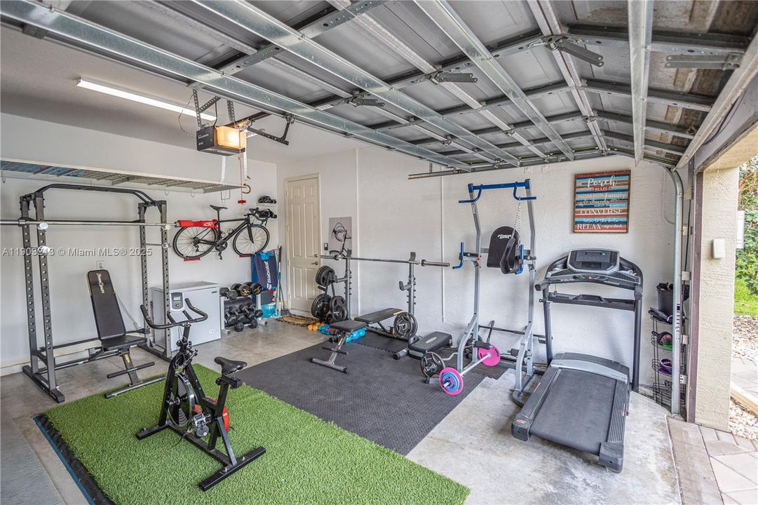 В аренду: $6,950 (5 спален, 4 ванн, 3230 Квадратных фут)