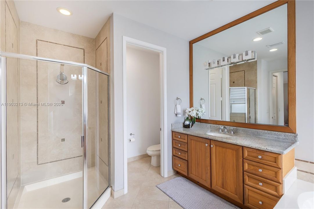 В аренду: $6,950 (5 спален, 4 ванн, 3230 Квадратных фут)