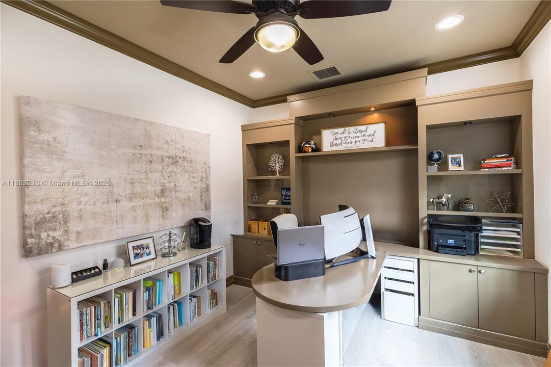 В аренду: $6,950 (5 спален, 4 ванн, 3230 Квадратных фут)