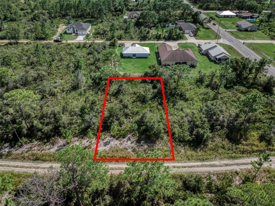 待售: $15,000 (0.23 acres)