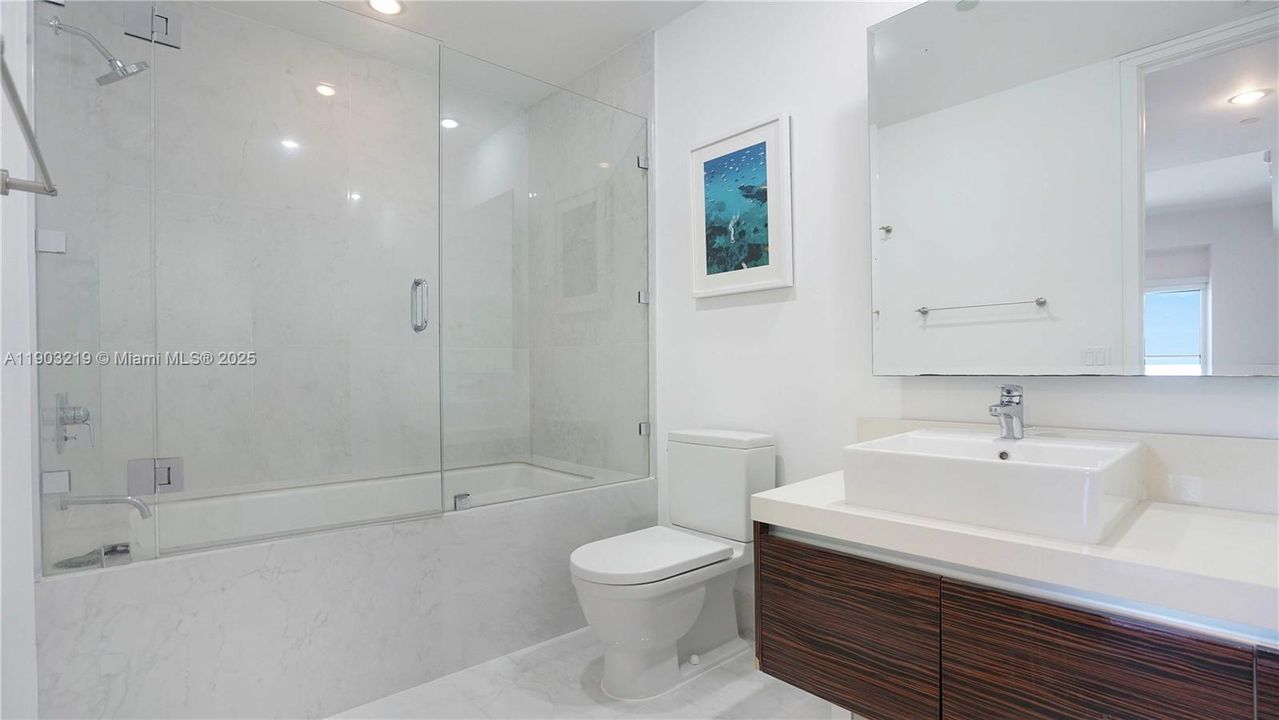 Recently Rented: $6,850 (2 beds, 2 baths, 1557 Square Feet)