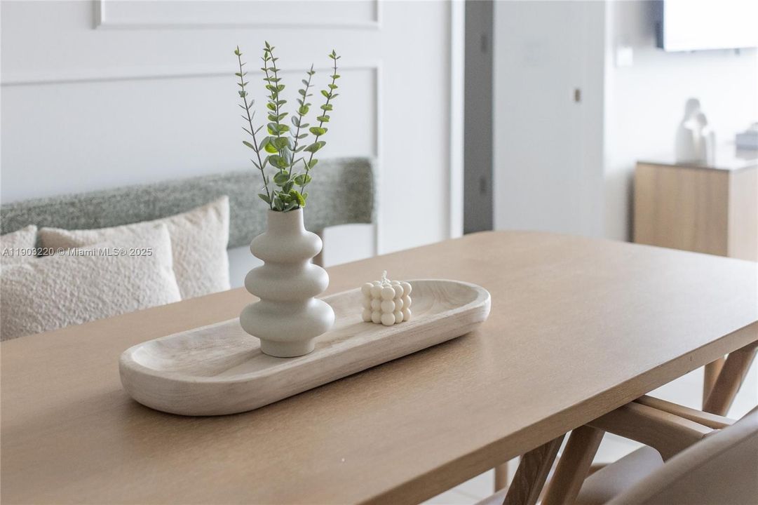 For Sale: $1,500,000 (3 beds, 3 baths, 1246 Square Feet)