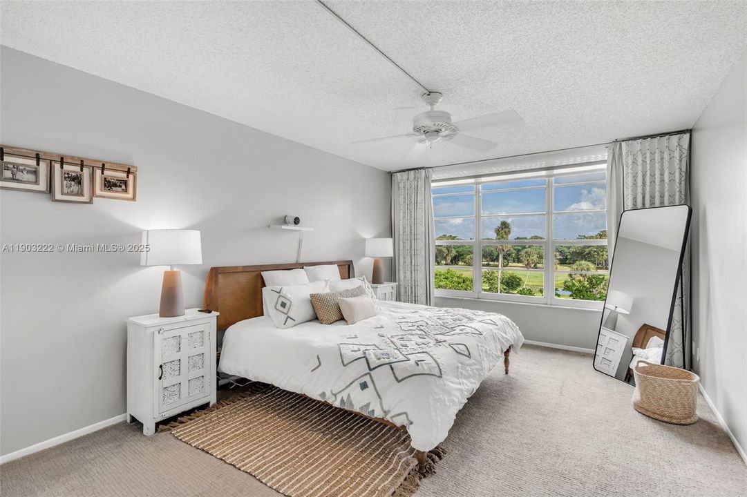 For Rent: $2,900 (2 beds, 2 baths, 1620 Square Feet)