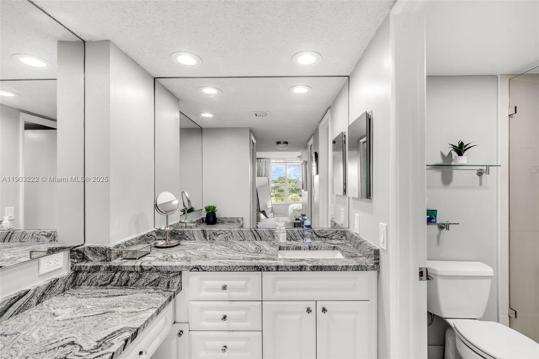 For Rent: $2,900 (2 beds, 2 baths, 1620 Square Feet)