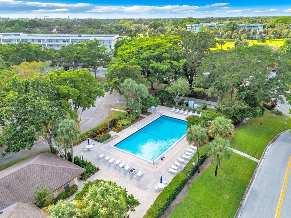 For Rent: $2,900 (2 beds, 2 baths, 1620 Square Feet)