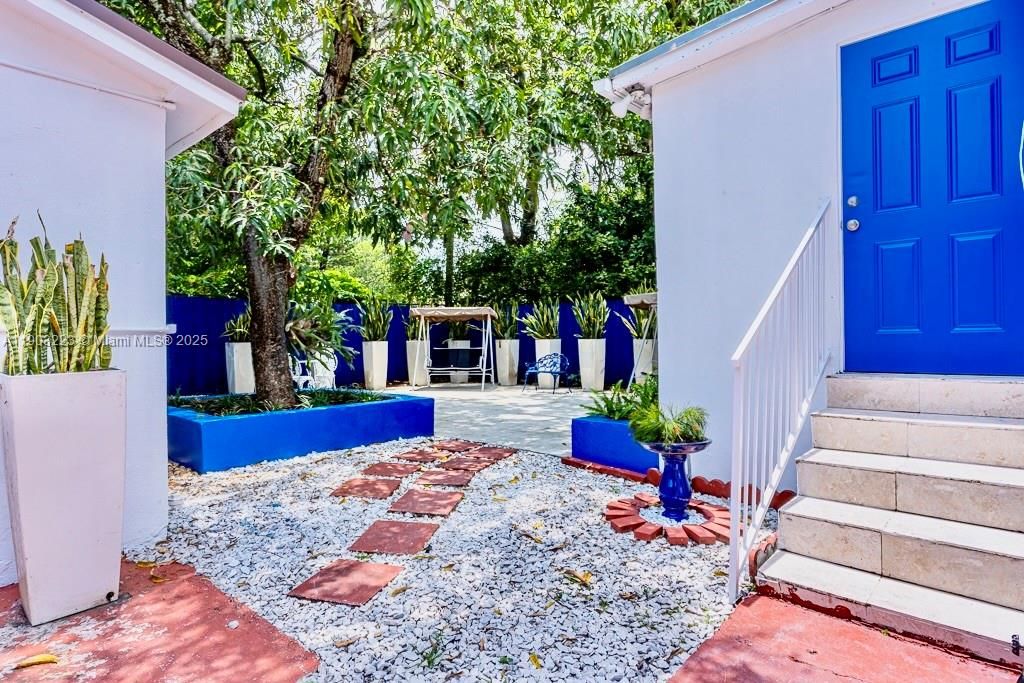 For Sale: $1,190,000 (0 beds, 0 baths, 1822 Square Feet)