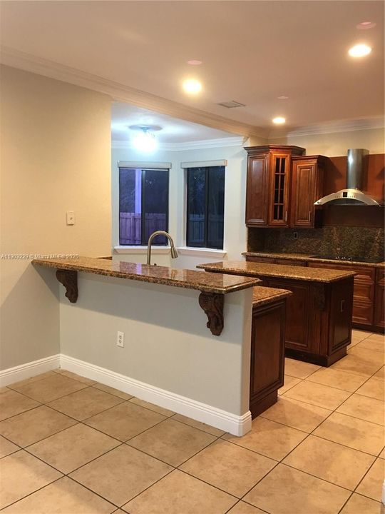 For Sale: $1,050,000 (5 beds, 4 baths, 3210 Square Feet)